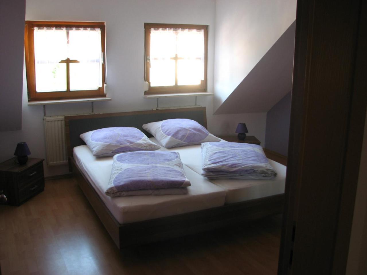 Ferienwohnung Lautner Цирндорф Екстериор снимка